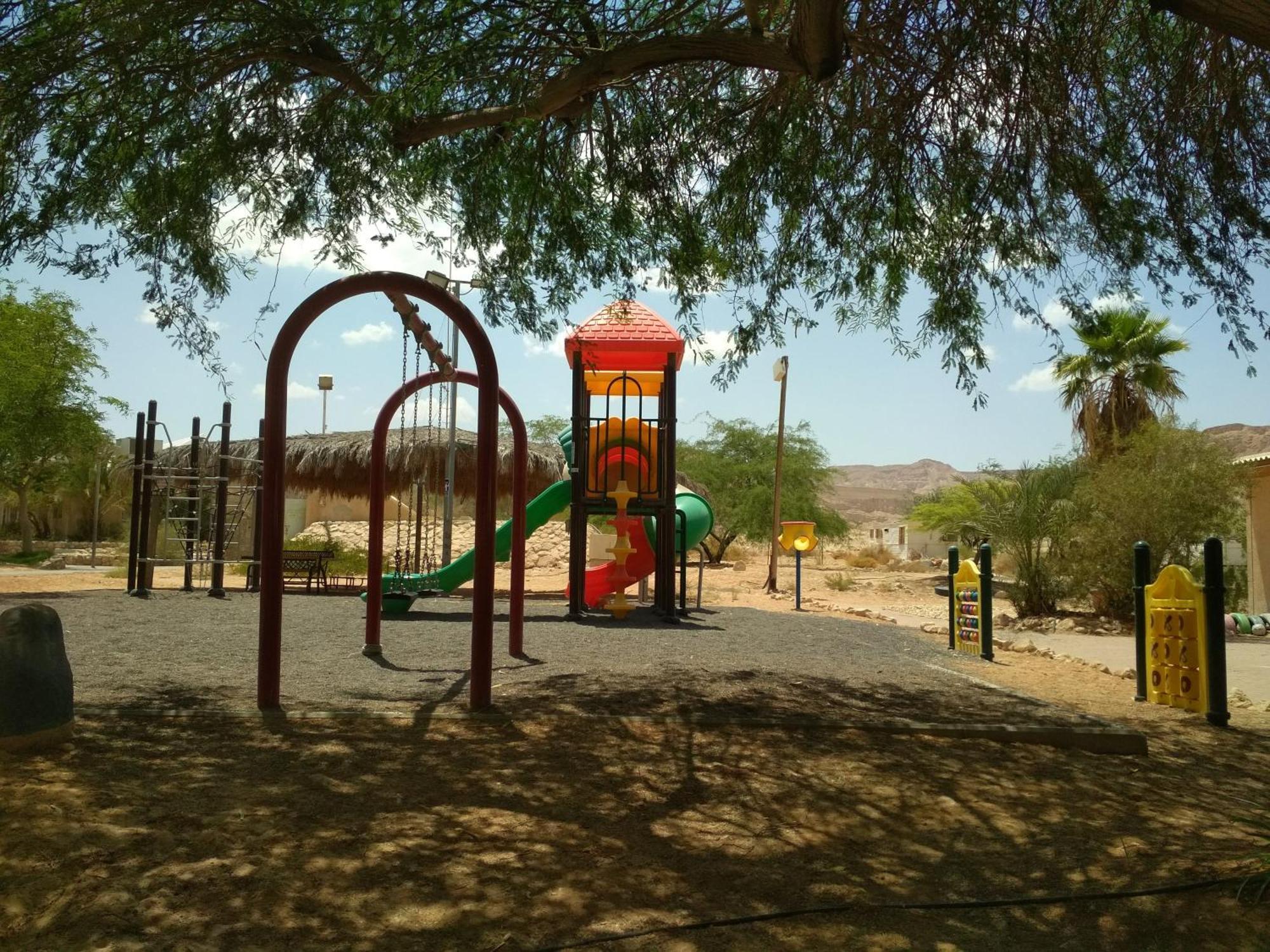 Hotel Kibbutz Lotan Eco-Campus Zewnętrze zdjęcie